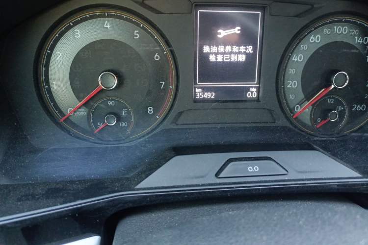 Used Volkswagen Lavida 2019 280TSI DSG Luxury Edition China VI Standard Odometer Close Up