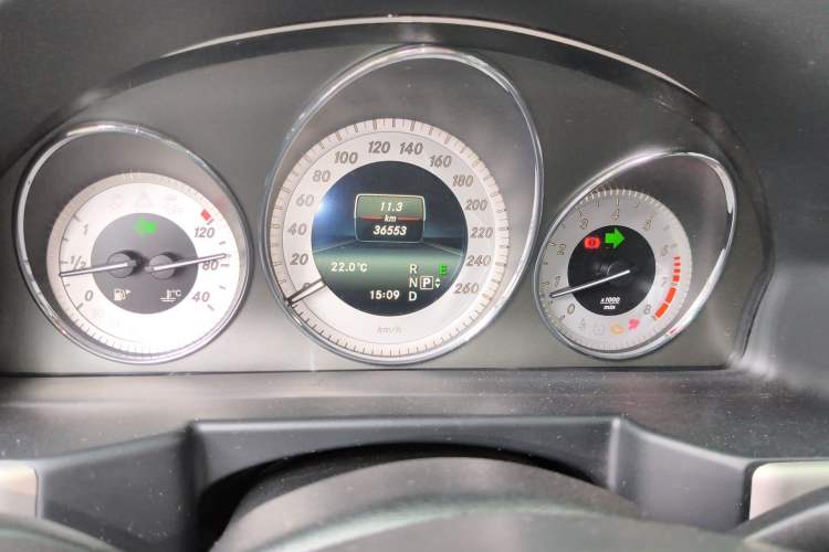 Used Mercedes-Benz GLK-Class 2014 GLK 200 Standard Model Instrument Cluster