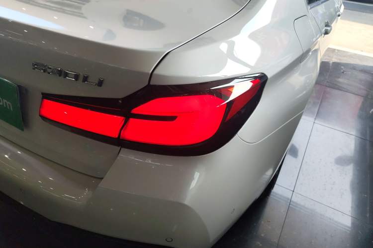 Used BMW 5 Series 2023 530Li Luxury Edition M Sport Package