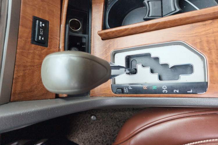 Used Toyota Camry 2012 200E Classic Elite Edition Gear Lever