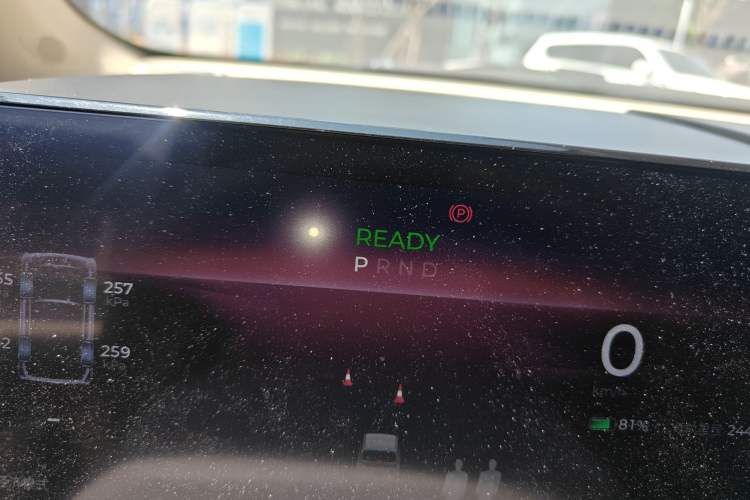 Used Baojun KiWi EV 2023 DJI Edition Lithium Iron Phosphate Odometer Close Up