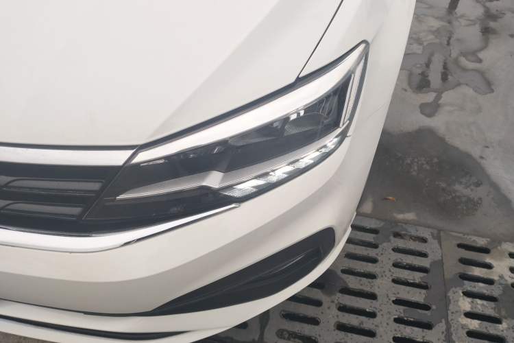 Used Volkswagen Lamando 2019 230TSI DSG Fashion Edition China VI