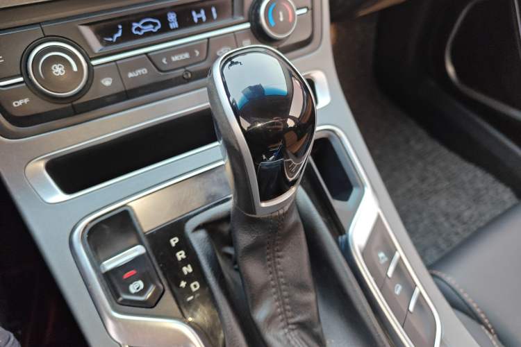 Used Geely Auto Vision S1 2018 1.4T CVT Fengchi Model