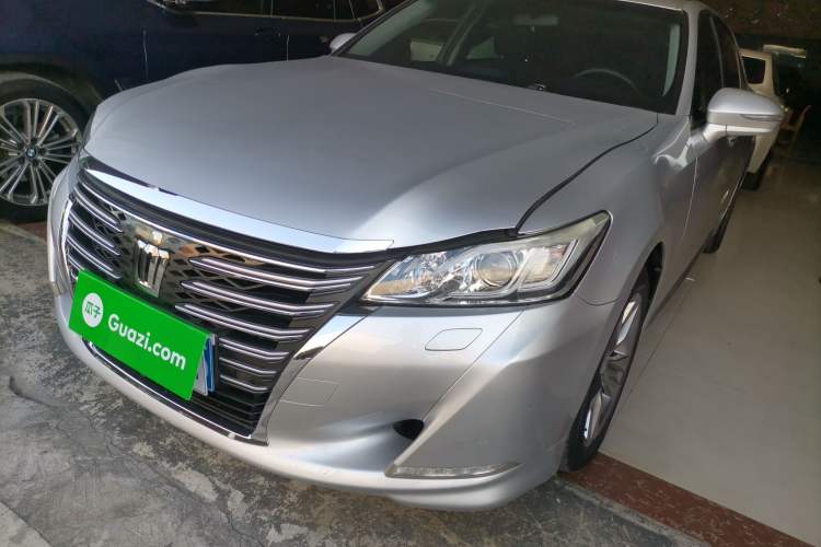 Used Toyota Crown 2015 2.0T Fashion Edition