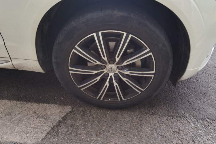 Used Volvo XC60 2020 T5 4x4 Smart Luxury Edition