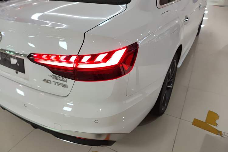 Used Audi A4L 2022 40 TFSI Fashion Dynamic Model
