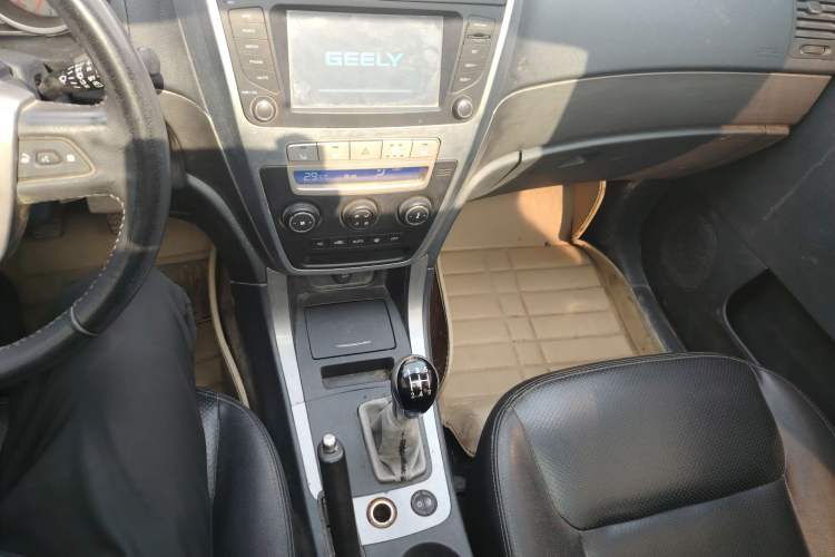 Used Geely Auto SX7 2013 1.8L Manual Luxury Model
