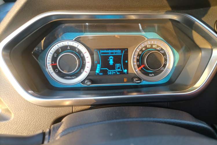 Used FAW Yingzhi G3 2016 G3S 1.5L CVT Luxury Navigation Edition
