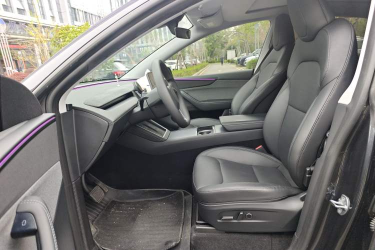 Used Tesla Model Y 2025 Rear-Wheel Drive First Edition