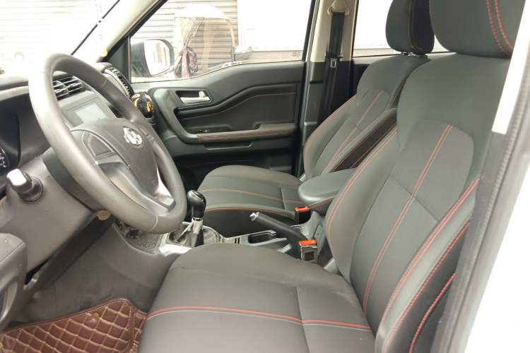 Used CHANGAN OSHAN X70A 2018 1.5L Manual Standard Edition
