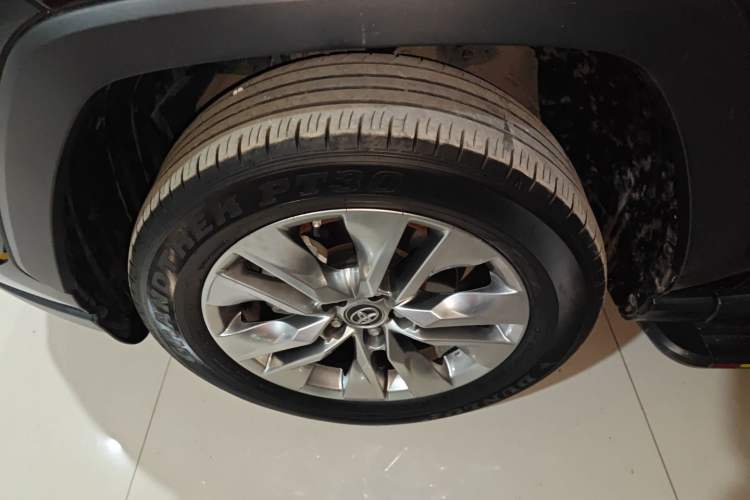 Used Toyota Wildlander 2022 2.0L CVT Four-Wheel Drive Luxury Edition