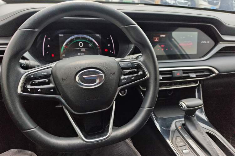 Used GAC Trumpchi GS4 2022 270T Automatic Smart Drive Navigation Edition Center Console