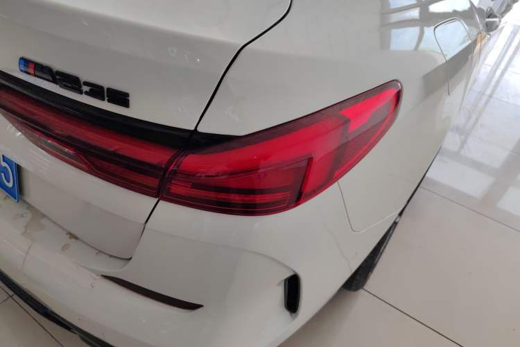 Used BMW 2 Series 2023 225i Four-Door Coupe M Sport Package Right Rear Taillight