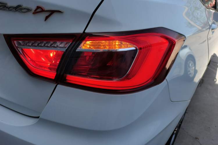 Used CHANGAN Eado DT 2019 1.6L Manual Comfort Model China VI Standard Right Rear Taillight