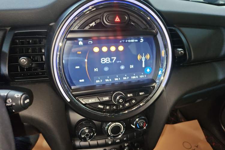 Used MINI 2016 1.2T ONE Pioneer Edition Five-Door Version
