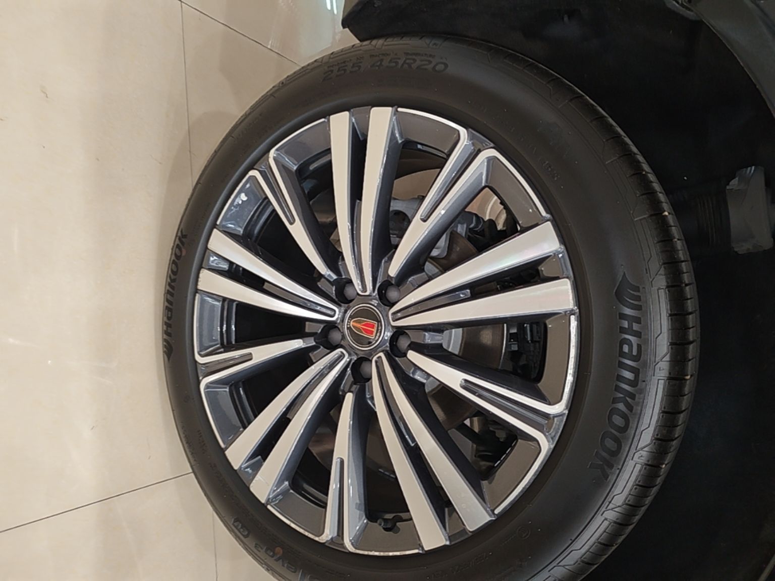 Hongqi HS6 PHEV 2026 240 Smart Hybrid Version — снимка 11