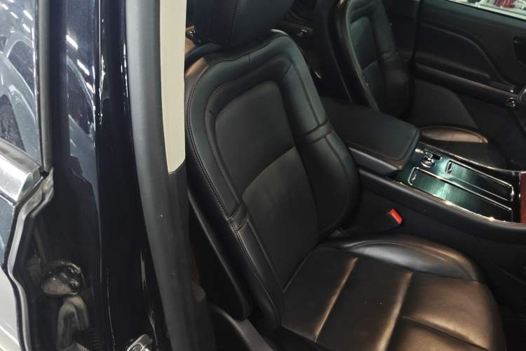 Used Lincoln Aviator 2021 3.0T V6 Four-Wheel Drive Luxury Edition
