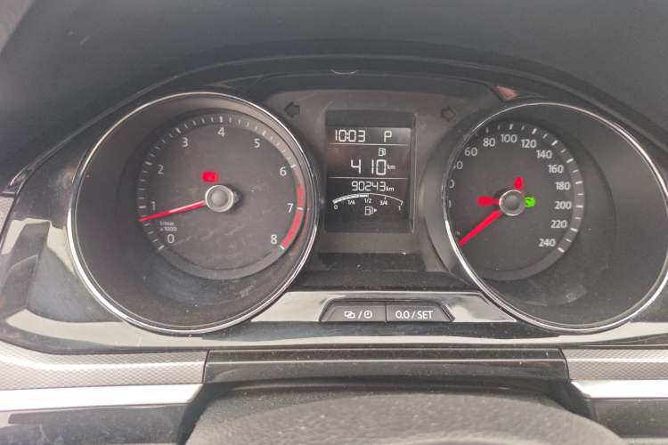 Used Volkswagen Bora 2016 230TSI DSG Comfort Model
