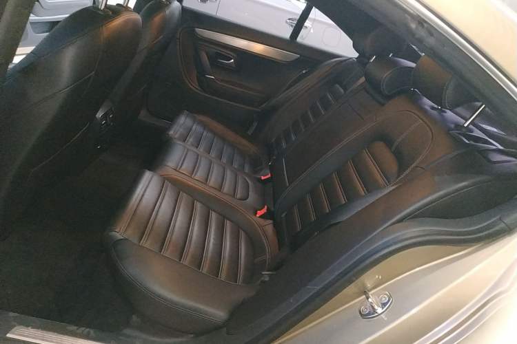 Used Volkswagen FAW-Volkswagen CC 2016 1.8TSI Prestige Model