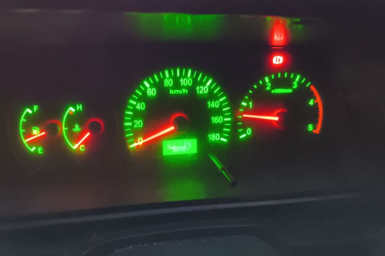 Used Jinbei Hiace 2011 2.5T Fifth-Generation Entrepreneur Edition Classic Version YC4FB90-36