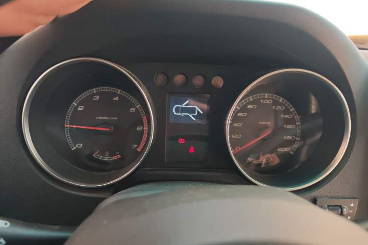 Used BAIC Off-Road BJ40 2016 40L 2.3T Automatic All-Wheel Drive Premium Edition Instrument Cluster