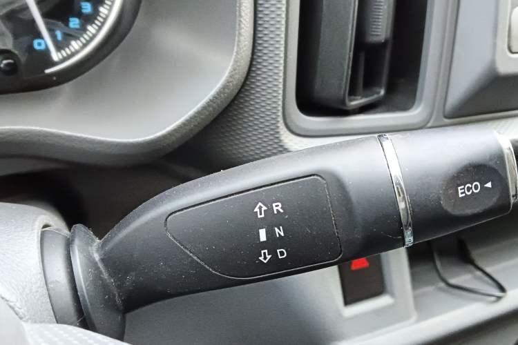 Used Karry Jiangtun E5 2024 268 km Range Open-Window 6-Seater Version
