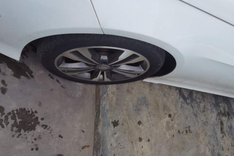 Used Mercedes-Benz E-Class 2015 E 260 L Sport Edition