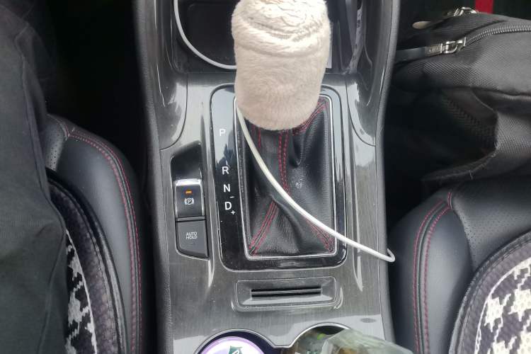 Used Changan CS75 2017 Shangkui Edition 1.5T Automatic Fengxiang Model
