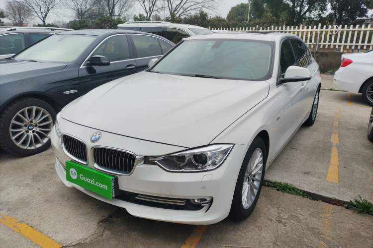 Used BMW 3 Series 2014 320Li Luxury Design Package
