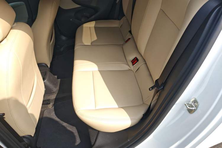 Used Buick Excelle 2020 15N CVT Elite Edition Left Rear Seat