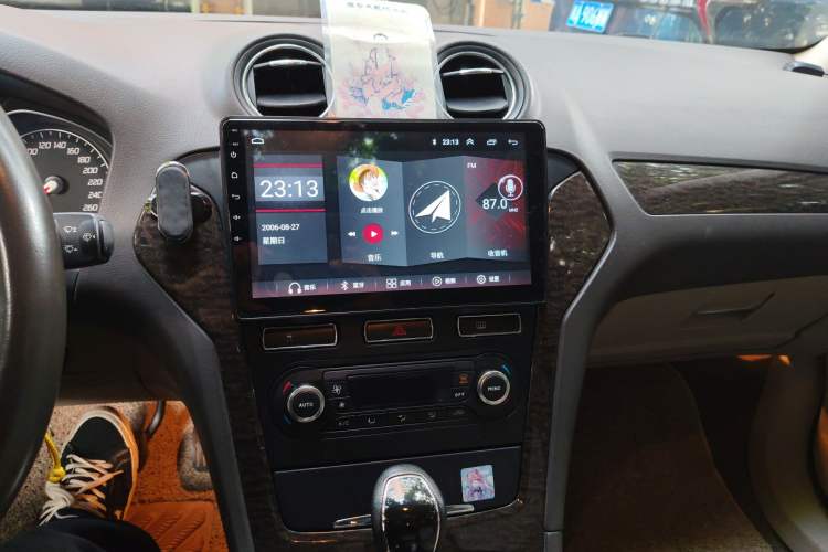 Used Ford Mondeo 2011 2.0L GTDi 200 Fashion Edition Audio And AC Panel