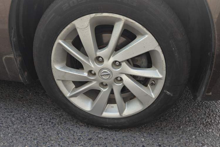 Used Nissan Sylphy 2014 1.6XV CVT Deluxe Edition
