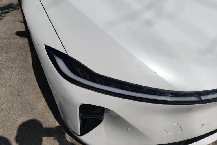 Used CHANGAN NEVO A07 2025 Blue Whale Pure Electric 625 Flagship Model Right Front Headlight