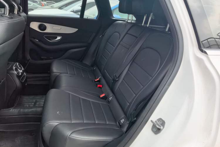 Used Mercedes-Benz GLC 2021 GLC 260 L 4MATIC Dynamic Edition Left Rear Seat