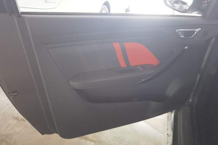 Used Chery New Energy Boundless Pro 2022 301km "WoW" Edition Lithium Iron Phosphate