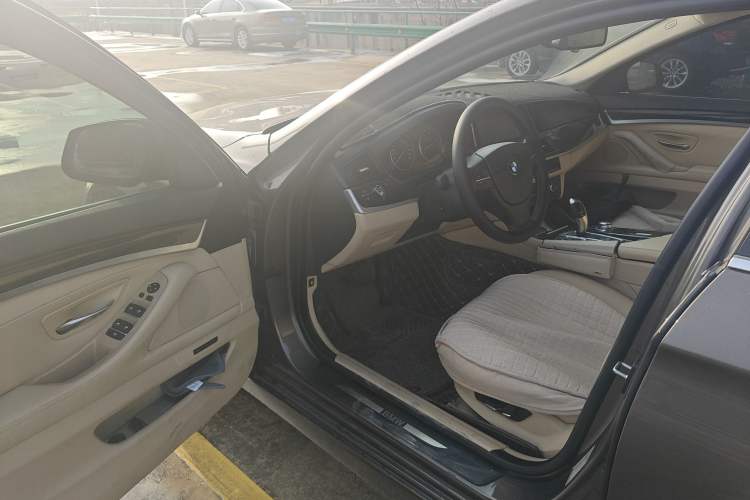 Used BMW 5 Series 2013 525Li Leading Model Driver Seat