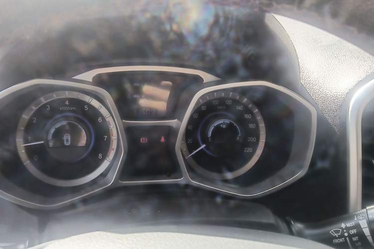 Used JAC Group Refine S3 2016 1.5L Manual Luxury Smart Version