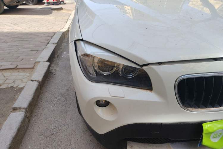 Used BMW X1 2012 xDrive20i Luxury Model Right Front Headlight