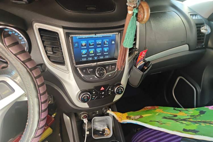 Used CHANGAN CS35 2015 1.6L Manual Luxury Model China V Standard