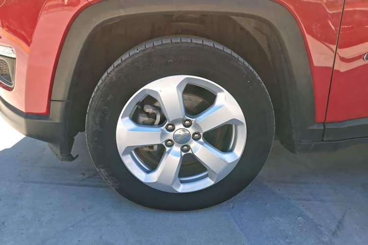 Used Jeep Compass 2019 220T Automatic Family Edition