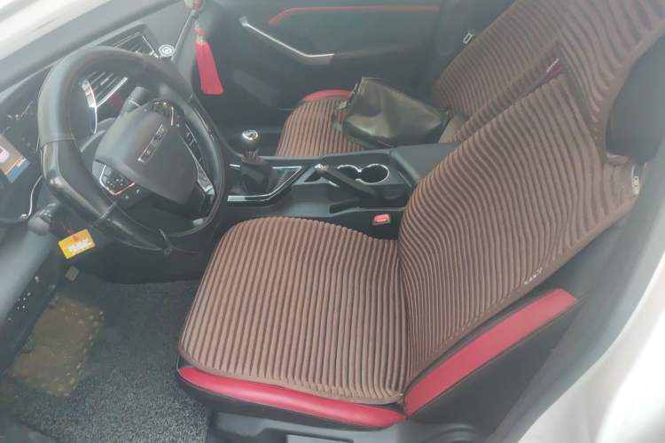 Used Venucia D60 2018 1.6L Manual Smart Connect Elite Edition Left Front Seat