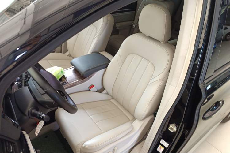 Used GAC Trumpchi M8 2018 320T Luxury Edition
