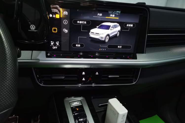 Used Volkswagen Tavendor 2023 380TSI Four-Wheel Drive R-Line Cruise Edition
