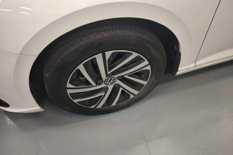 Used Volkswagen Lavida 2023 Revised Version 1.5L Automatic Starry Sky Edition – 5 Million Units