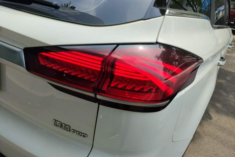Used Geely Auto Emgrand X7 Sport 2020 1.8TD DCT Smart Connect PRO Right Rear Taillight
