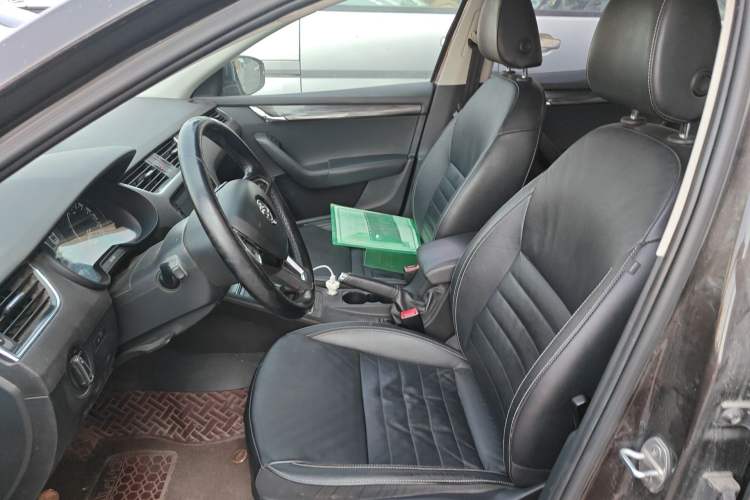 Used Skoda Octavia 2017 1.6L Manual Smart Drive Edition