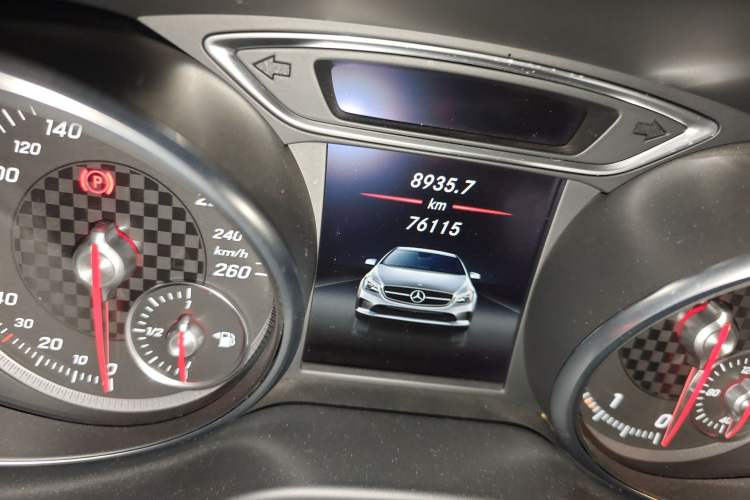 Used Mercedes-Benz A-Class 2016 A 200 Track Edition Odometer Close Up