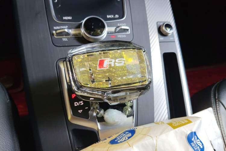 Used Audi Q5L 2020 45 TFSI Prestige Fashion Model Gear Lever