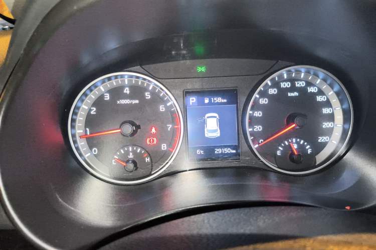 Used Kia kx1 Stonic 2021 1.4L CVT Sunroof Model
