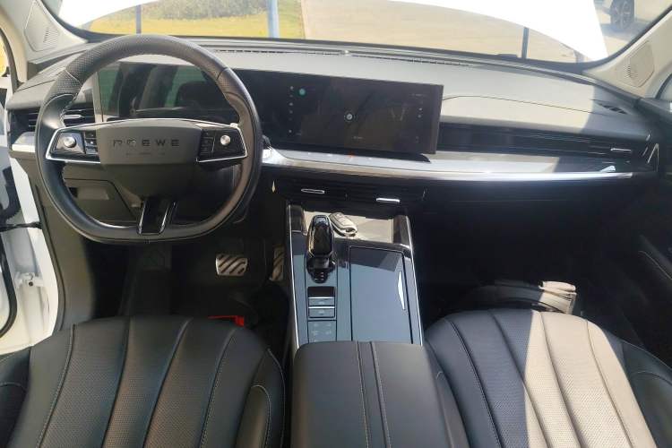 Used Roewe RX5 eMAX 2022 1.5T PHEV Fearless Deluxe Edition
